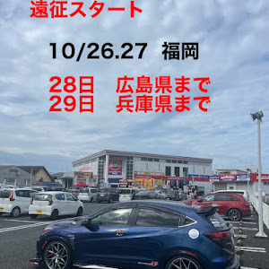 ヴェゼル RU3