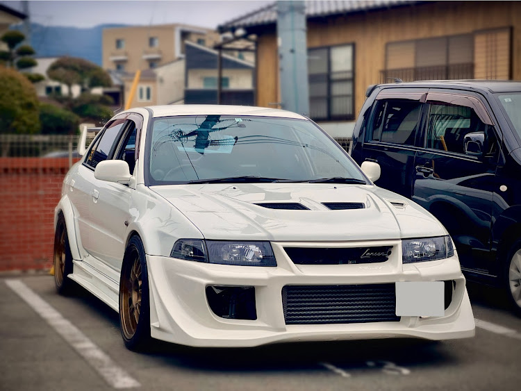 さむぺぺさんが投稿したランサーエボリューション・ランエボ・洗車に関するカスタム事例の投稿画像1枚目