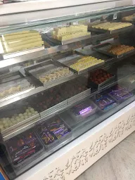 Geetanjali Sweets & Restaurant photo 3