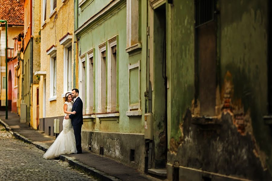 Photographe de mariage Cristian Dinu (onecolor). Photo du 8 janvier 2017