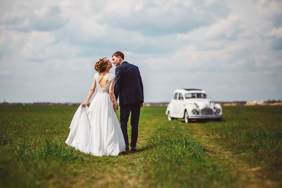 Wedding photographer Roman Krauzov (ro-man). Photo of 11 June 2017