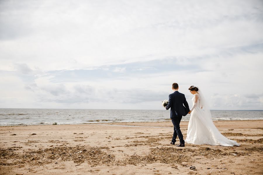 Wedding photographer Andrey Vasiliskov (dron285). Photo of 15 June 2020