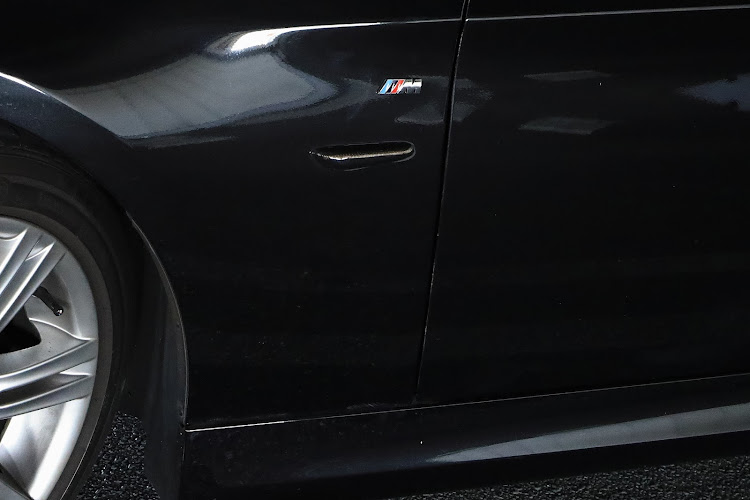 3シリーズ セダンのBMW E90 320i・BMW E90に関するカスタム事例の投稿画像2枚目