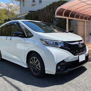 フリード GB7