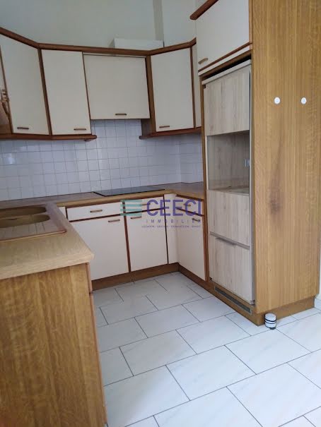 Location  appartement 1 pièce 55.24 m² à Soissons (02200), 650 €