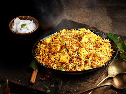 Charcoal Paneer Biryani (Serves 1)