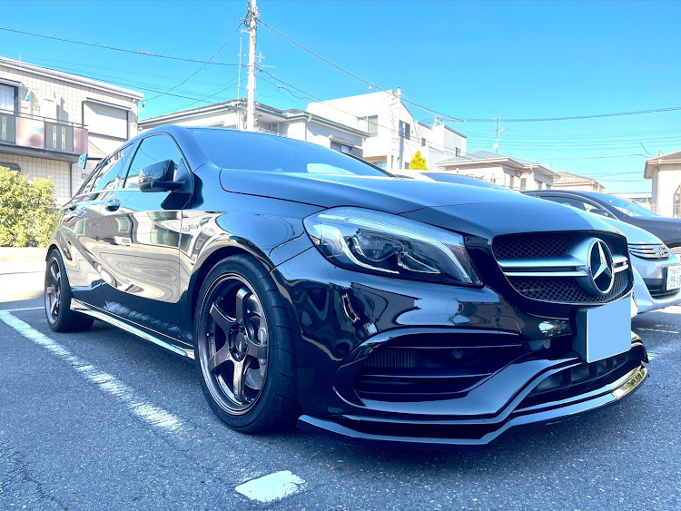 AクラスのA45AMG・w176後期型・リップスポイラー・ベンツAクラスに関するカスタム事例の投稿画像2枚目