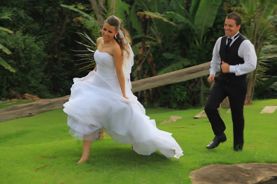 Wedding photographer Leonardo Correa (leonardocorrea). Photo of 13 April 2015