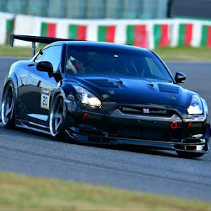 NISSAN GT-R R35