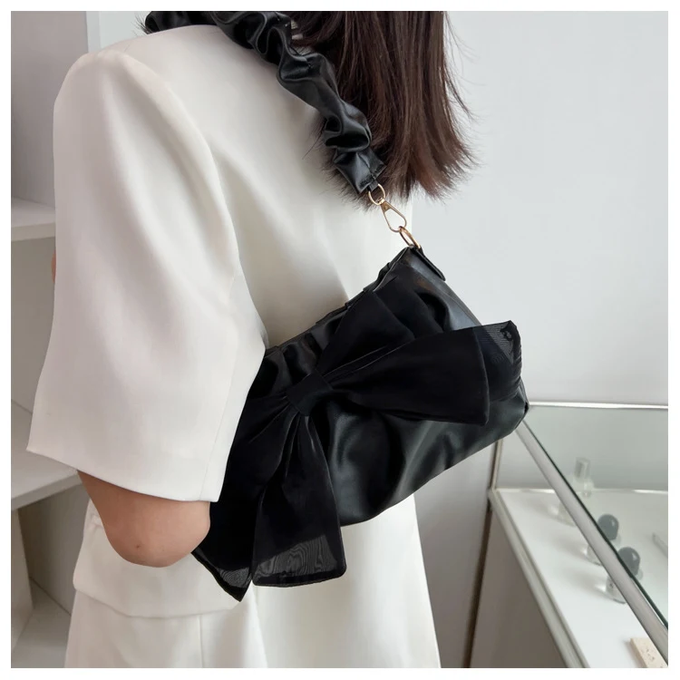 2022 Nieuwe mode casual ketting crossbody tas, schattige strik schoudertas, onderarmtas. Perfect voor dagelijks gebruik en een modieuze uitstraling.