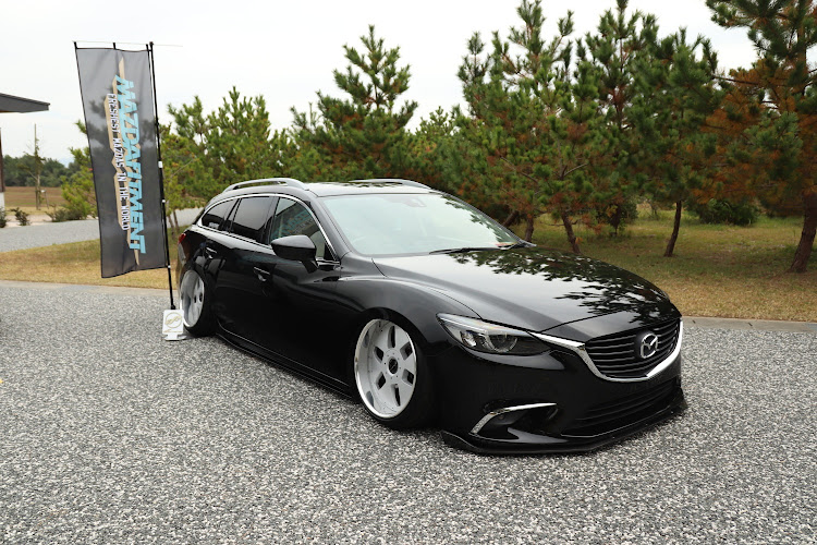 アテンザワゴンのスタンスネーション山口・WARPS・トランクオーディオ・いろんな車がいっぱい・たのしいひとときに関するカスタム事例の投稿画像31枚目