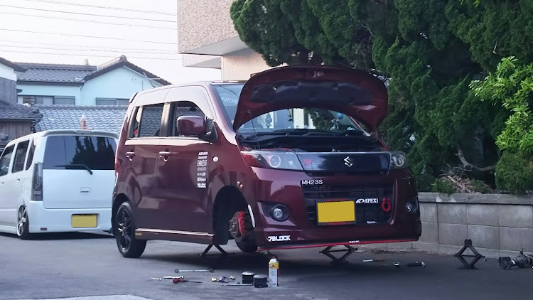 ワゴンRスティングレーの車高調取付・ストリートライド車高調 ワゴンRスティングレーの車高調取付・ストリートライド車高調