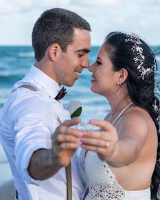 Fotografo di matrimoni Luis Arismendi (photomiamipro). Foto del 30 ottobre 2019