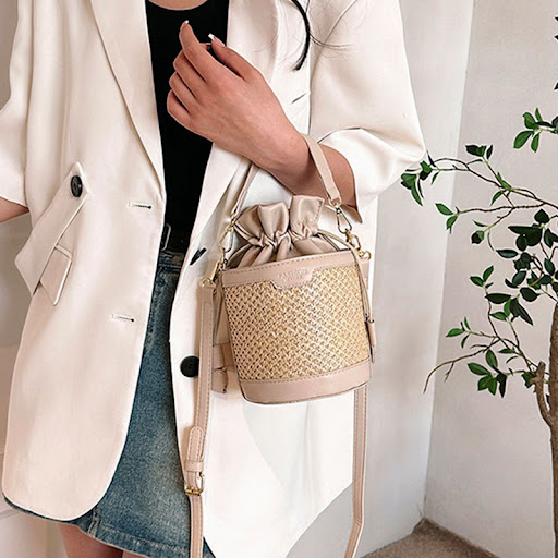 Title 5, Simple and stylish woven commuting single shoul...