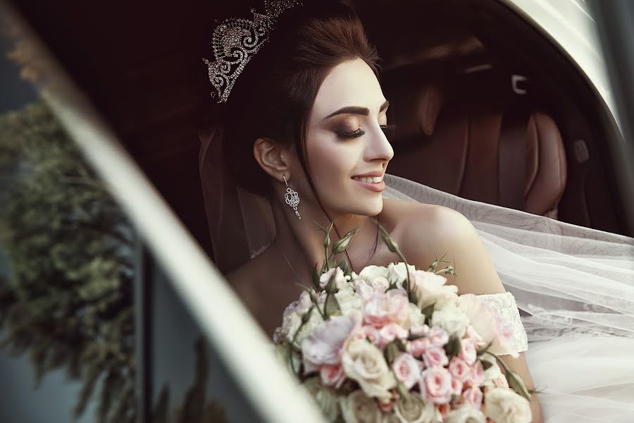 Wedding photographer Denis Vyalov (vyalovdenis). Photo of 21 February 2019