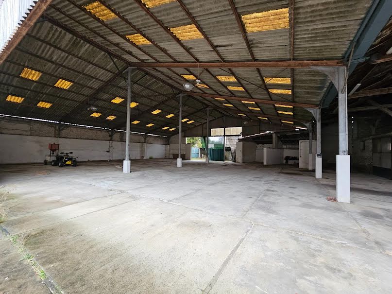 Vente locaux professionnels 5 pièces 600 m² à Boult-sur-Suippe (51110), 210 000 €