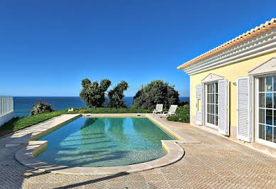 Seaside house with pool and garden 3