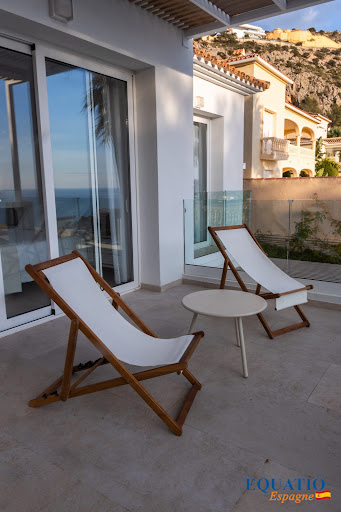 House with pool and terrace 5