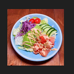 Spicy Salmon & Avocado Salad