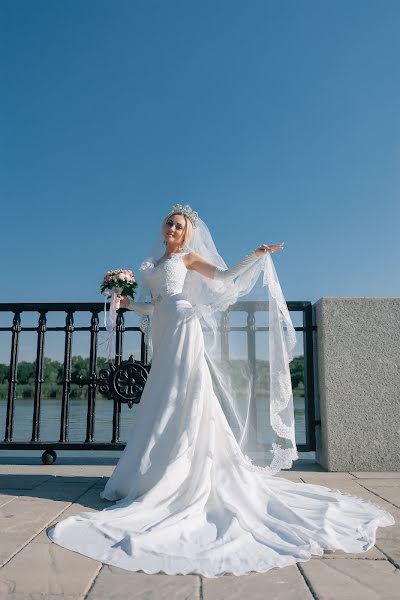 Wedding photographer Dmitriy Usmanov (usman). Photo of 11 August 2017