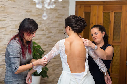 Fotógrafo de casamento Tomáš Drozd (tomasdrozd). Foto de 10 de março 2020