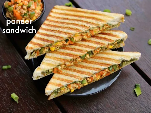 Tandoori Paneer Sandwich