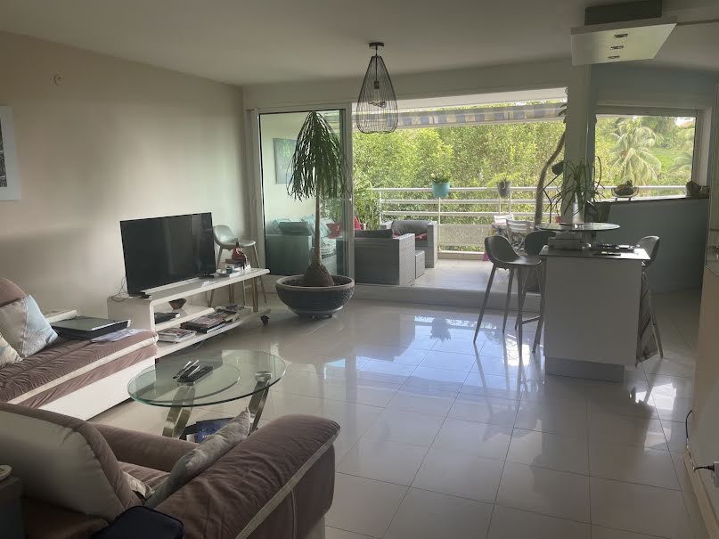 Location meublée appartement 4 pièces 91.11 m² à Schoelcher (97233), 1 600 €