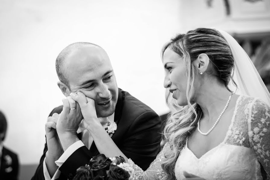 Fotografo di matrimoni Domenico Varano (domenicovarano). Foto del 25 gennaio 2019