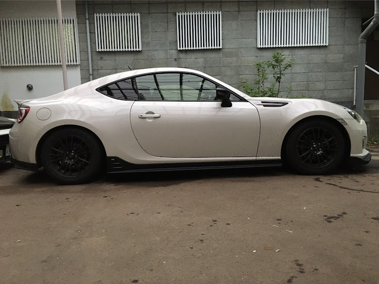 BRZの車高調整・洗車に関するカスタム事例の投稿画像1枚目