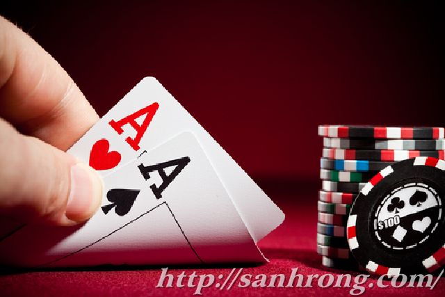 Chơi game Poker đơn giản dành cho mọi người.