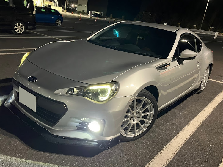 BRZのナイトクルーズ・愛犬とドライブ・サービスエリア・風が冷たい(>_<)・スターリングメタリックシルバーに関するカスタム事例の投稿画像3枚目
