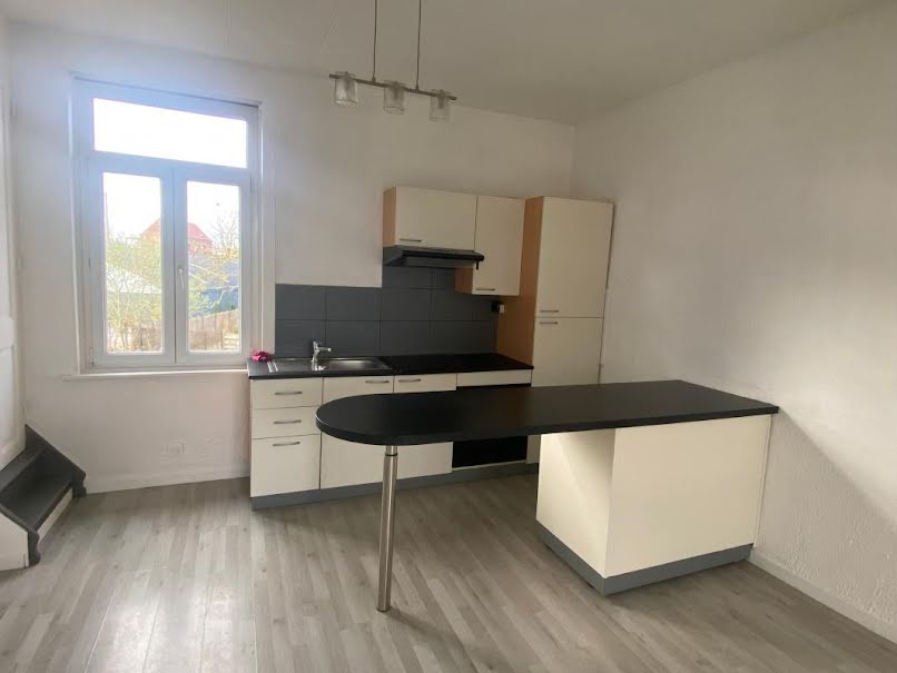 Location  maison 3 pièces 63 m² à La Gorgue (59253), 680 €