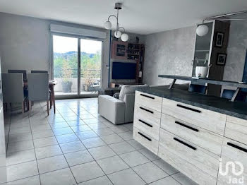 appartement à Villefontaine (38)