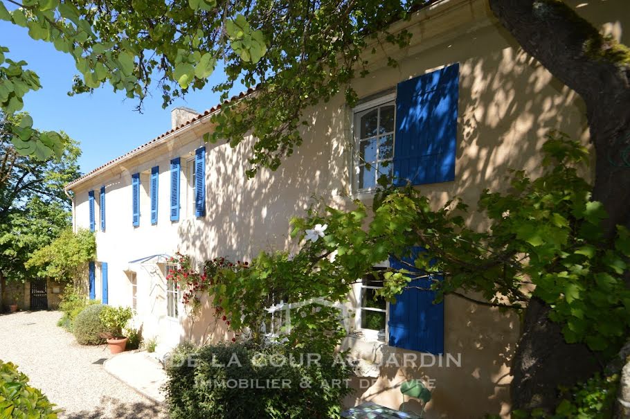 Vente maison 7 pièces 177 m² à Daignac (33420), 380 000 €