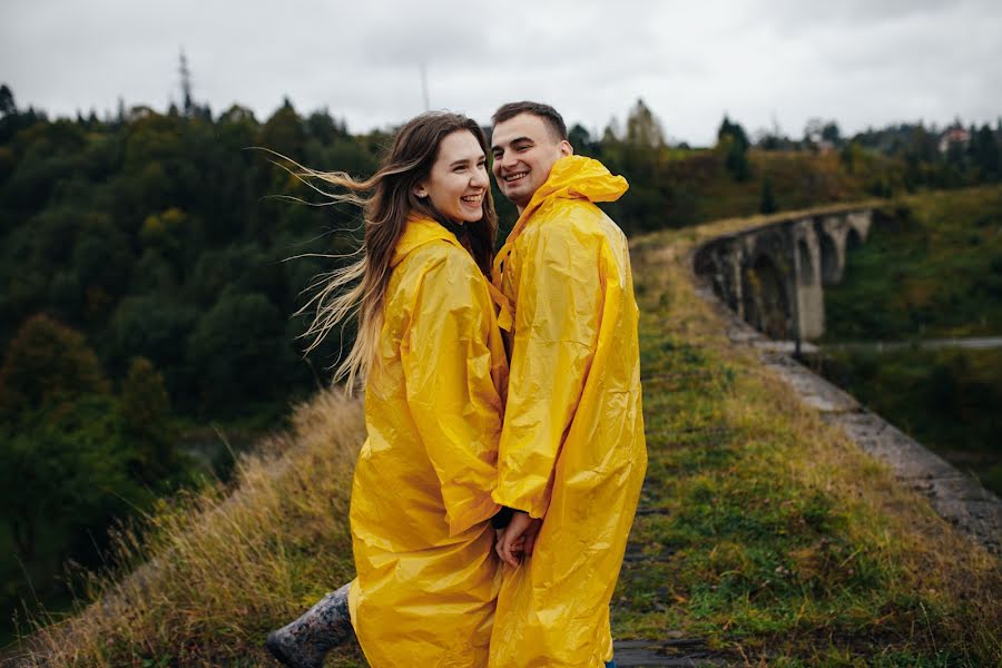 Fotógrafo de casamento Aleksandr Kopytko (kopitko). Foto de 5 de abril 2019