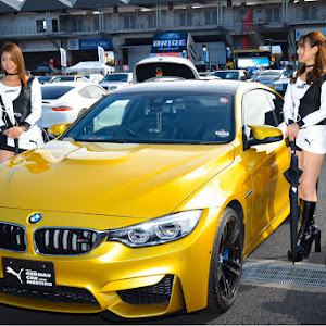 M4 クーペ F82