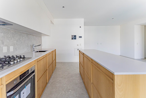 Appartement contemporain avec terrasse et piscine 5