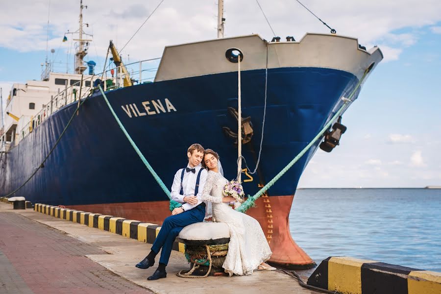 Wedding photographer Yuriy Gulyaev (guliverov). Photo of 2 April 2018