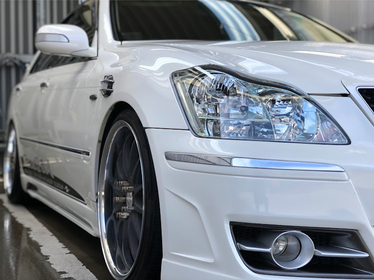クラウンロイヤルのエロ活📸・ドライブ・熱中症に注意・洗車に関するカスタム事例の投稿画像1枚目