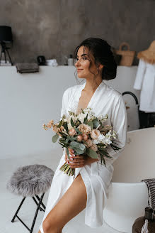 Wedding photographer Yuliya Kostyrenko (juliakost). Photo of 9 September 2020