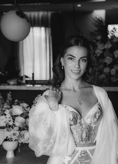 Wedding photographer Olga Andriyash (frida). Photo of 17 May 2023