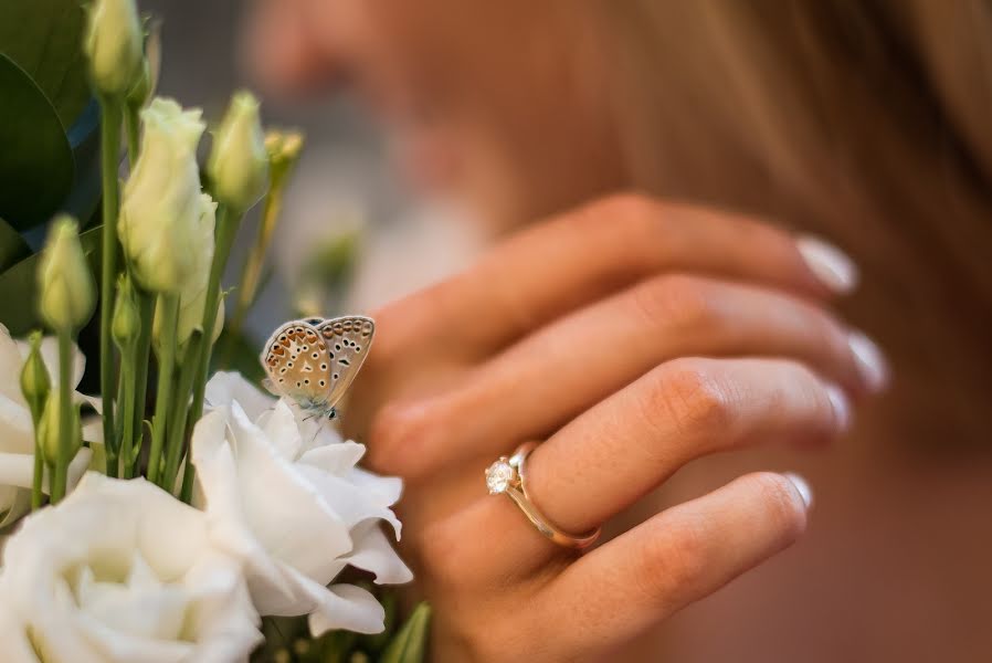 Fotógrafo de bodas Larisa Paschenko (laraphotographer). Foto del 8 de agosto 2017