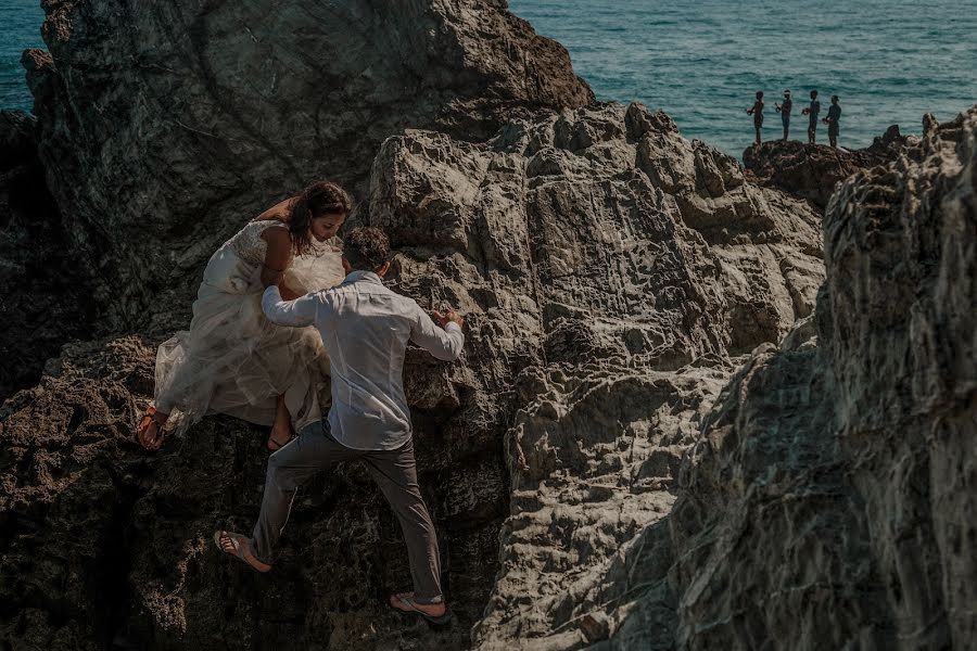 Fotografo di matrimoni Leonel Longa (leonellonga). Foto del 3 dicembre 2020