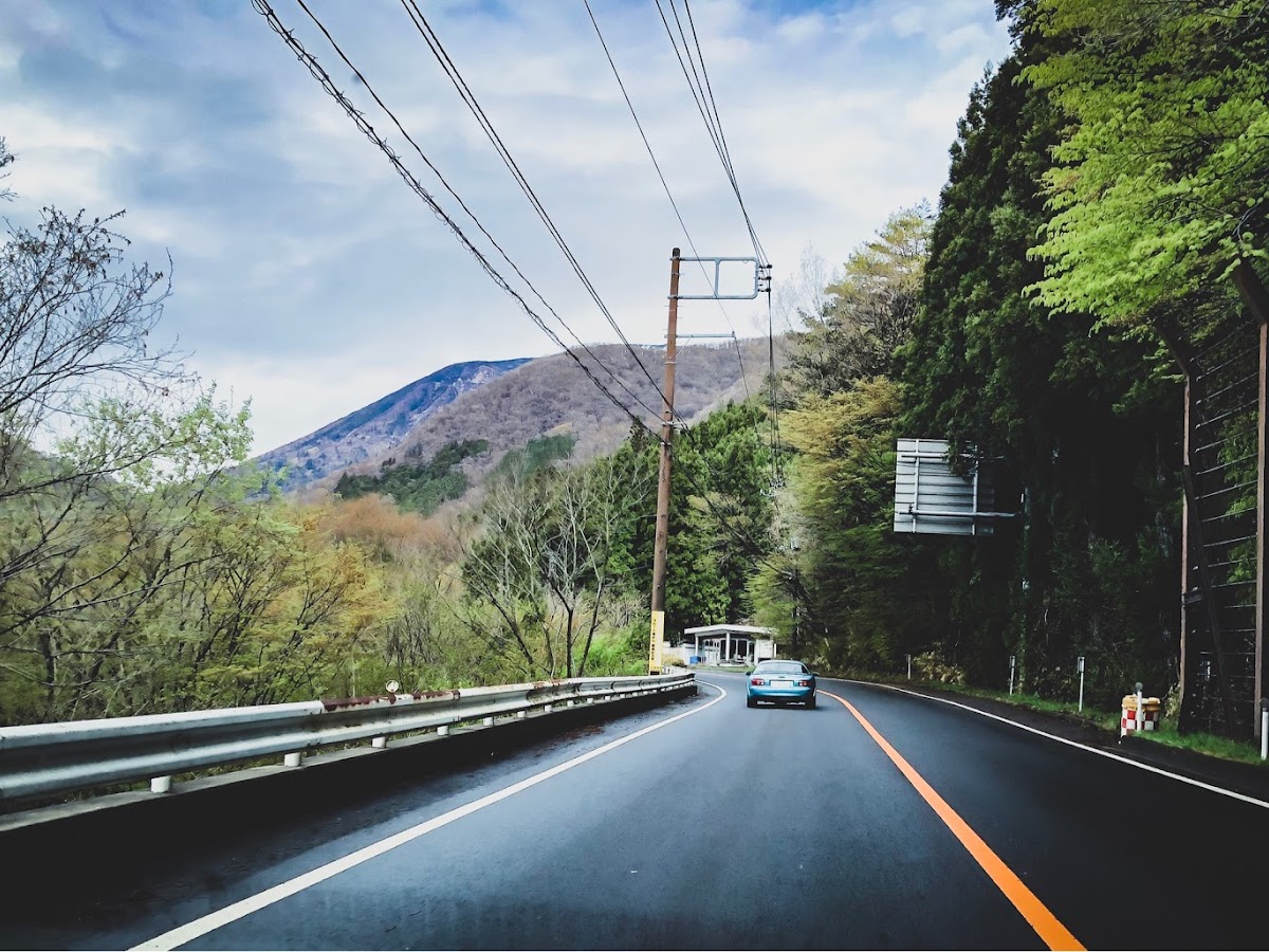 いろは坂 栃木県の走り屋スポット イニシャルdの舞台にもなったいろは坂とは Cartuneマガジン