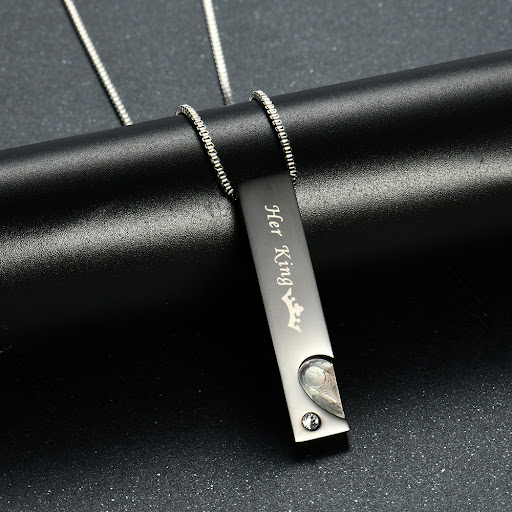 Title 4, Titanium steel couple necklace