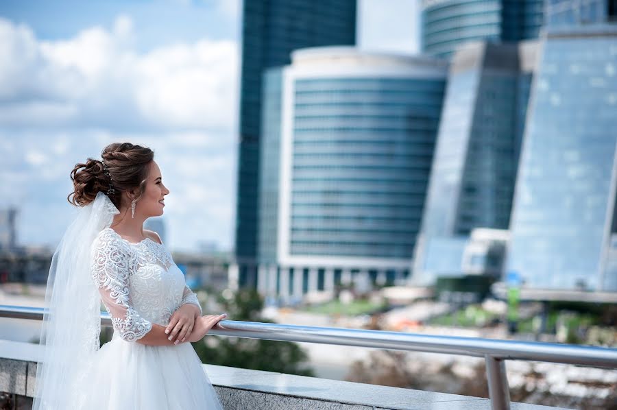 Wedding photographer Anastasiya Krylova (fotokrylo). Photo of 2 December 2019