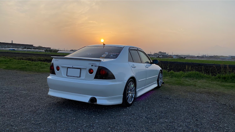 アルテッツァのモコちん・洗車カップル・毎日くっつく系カップル・洗車・初コラボに関するカスタム事例の投稿画像2枚目