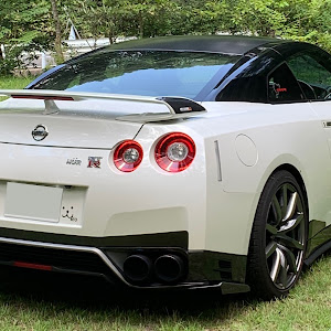 NISSAN GT-R R35