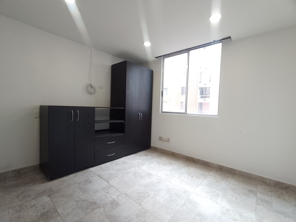 Apartamento En Arriendo - Pinos De Lombardia, Bogota