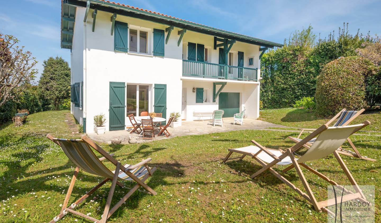 Villa with terrace Saint-Jean-de-Luz